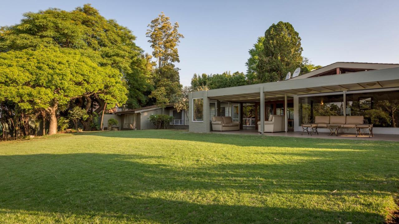 Dynasty Forest Sandown Serviced Apartments & Self Catering Hotel Johannesburg Bagian luar foto