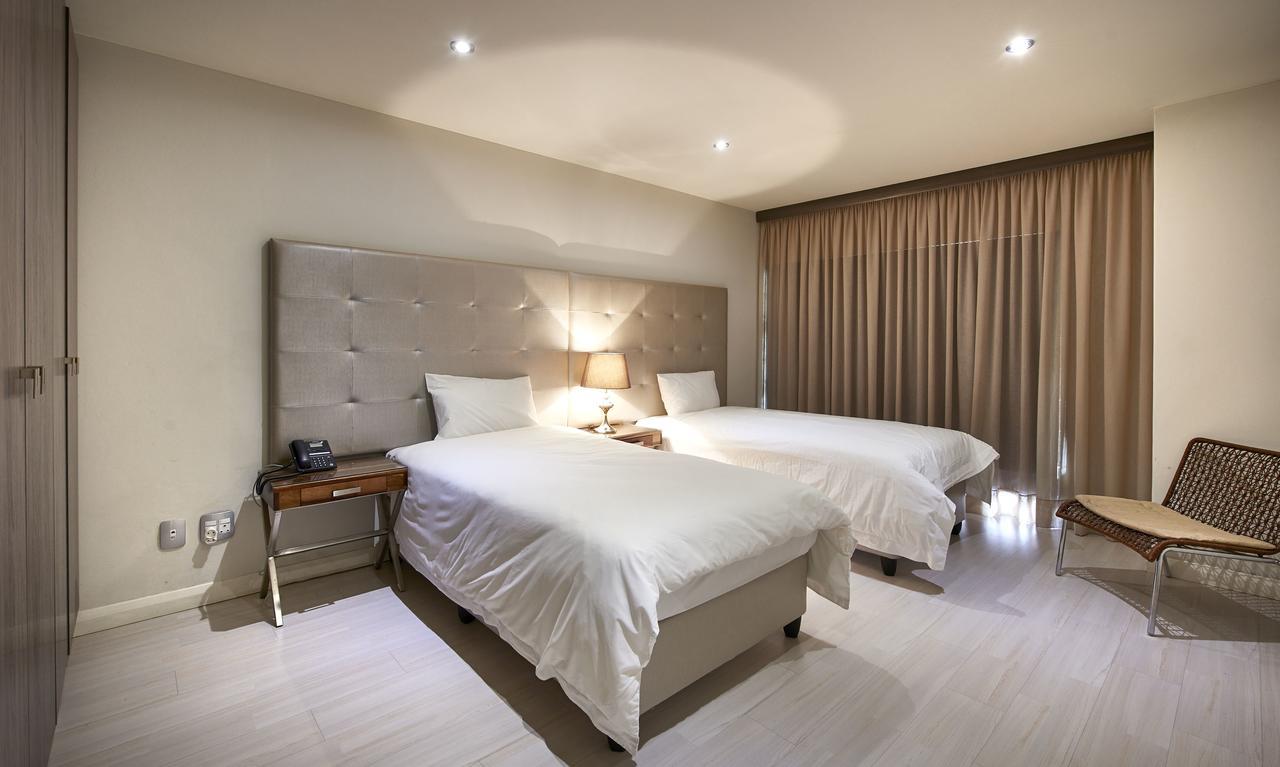 Dynasty Forest Sandown Serviced Apartments & Self Catering Hotel Johannesburg Bagian luar foto