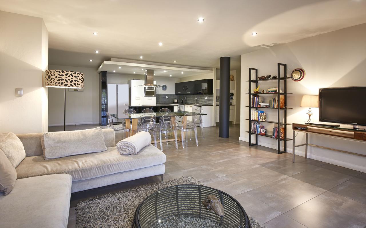 Dynasty Forest Sandown Serviced Apartments & Self Catering Hotel Johannesburg Bagian luar foto