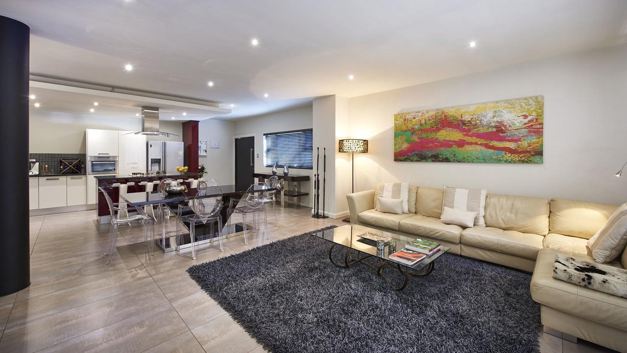 Dynasty Forest Sandown Serviced Apartments & Self Catering Hotel Johannesburg Bagian luar foto